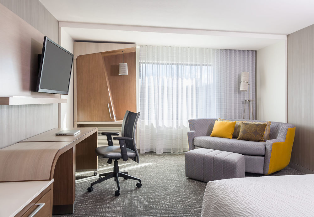 Courtyard By Marriott Schenectady At Mohawk Harbor Hotel Eksteriør billede